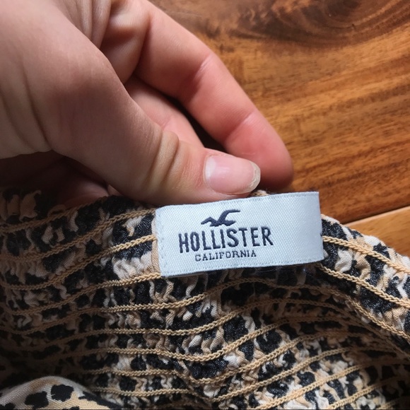 2/$20🦋CHEETAH PRINT FLOWY TUBE TOP - Picture 7 of 7